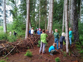 Walderlebnispädagogik im Nicklheimer Moor